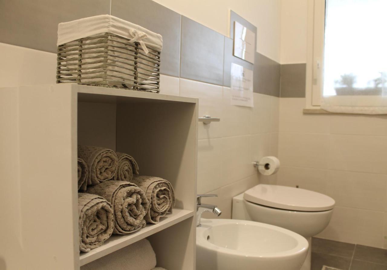 Casa Vacanza Peppino! Palermo Bagian luar foto